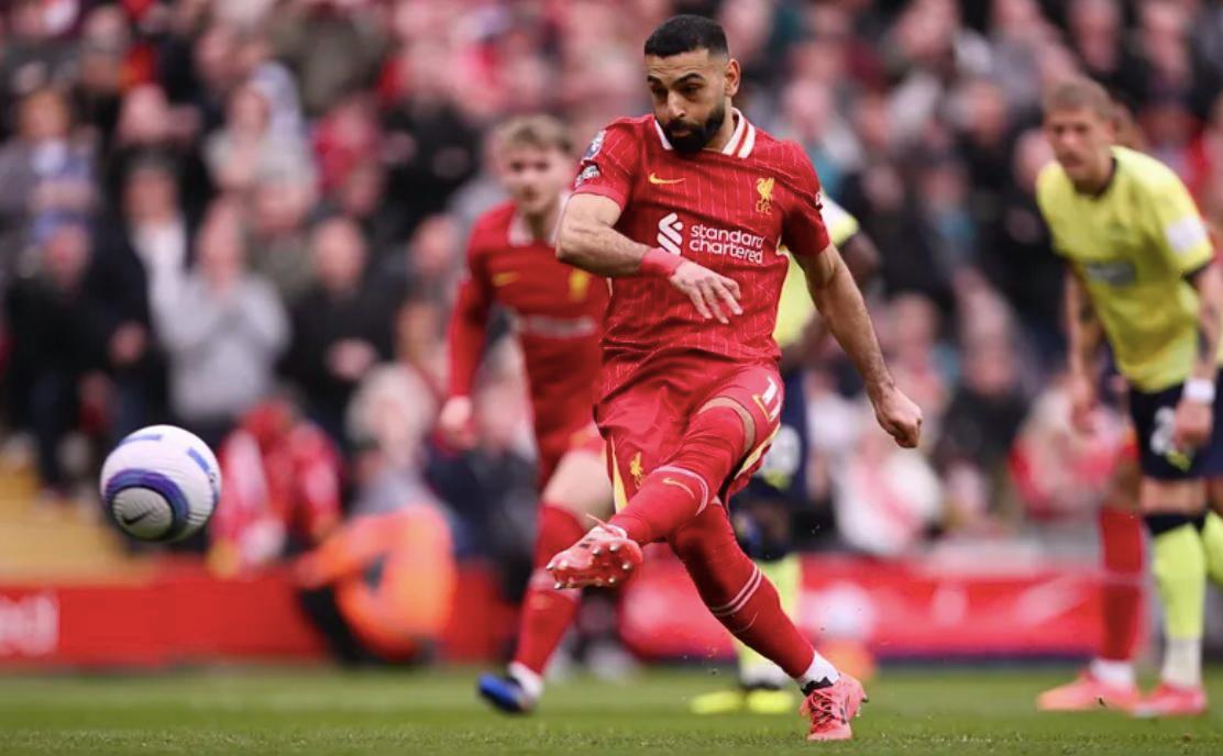 爱游戏体育 -利物浦迎德国杯关键赛，转会期扳平良机，压力陡增，高层口径保持一致(getcoldfeet什么意思)