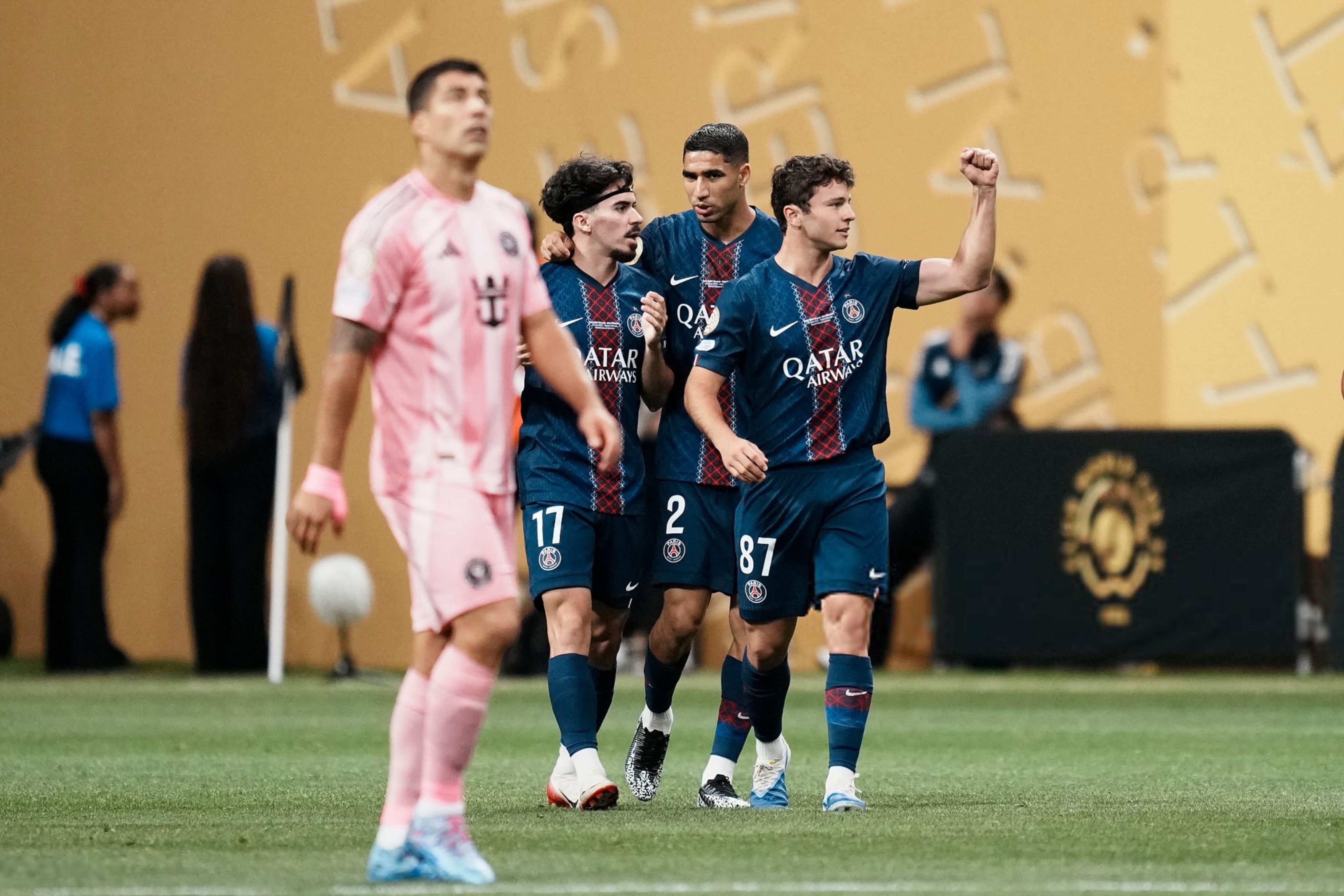 意甲倒计时，曼联国际比赛日止住颓势，细节引发关注，态度坚定，细节决定成败的简单介绍