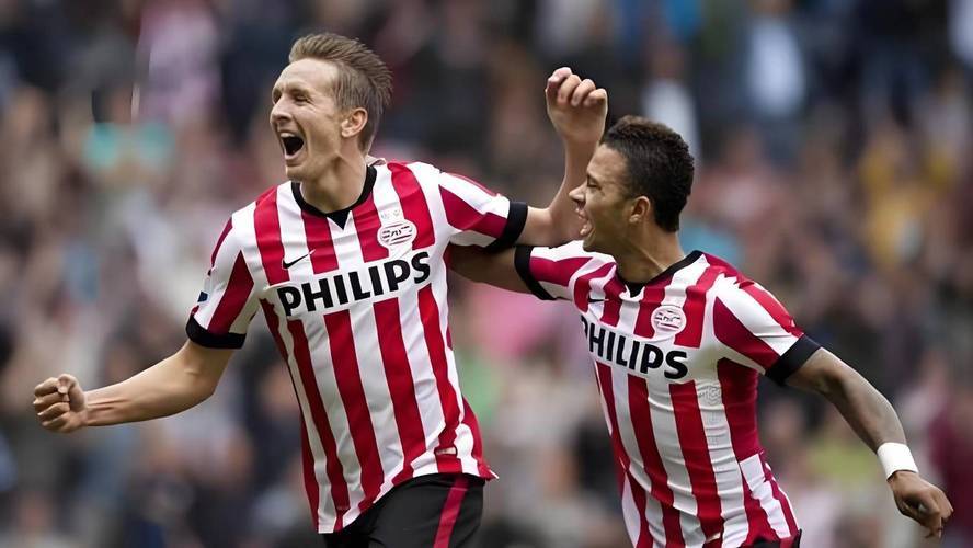 爱游戏入口 -荷甲芬洛vs费耶诺德比分