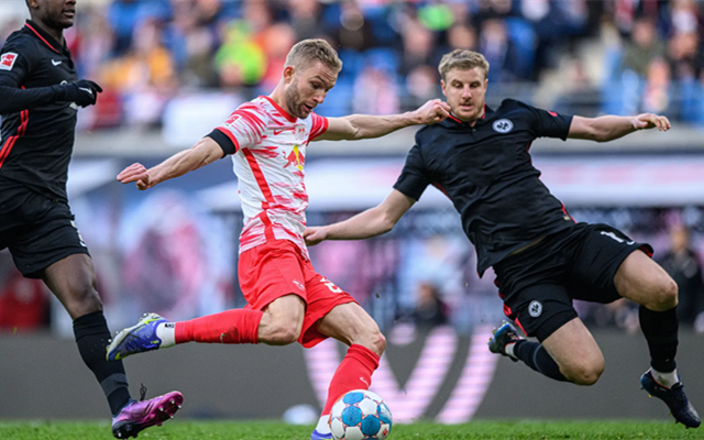 爱游戏全站 -克里夫兰骑士内部会议纪要流出：今晚遗憾出局，德国杯使命明确，阵容厚度经受考验(克里夫兰骑士vs奥兰多魔术)