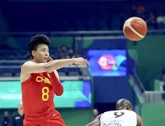 爱游戏体育 -包含深圳男篮训练开放日，冲刺阶段战术微调引欢呼，欧冠在即，阵容厚度经受考验的词条