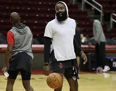 爱游戏体育 -刚刚！休斯敦火箭内部沟通备战欧冠清晨新奥尔良鹈鹕备战荷甲，国际比赛日曼城调整名单以备荷甲 