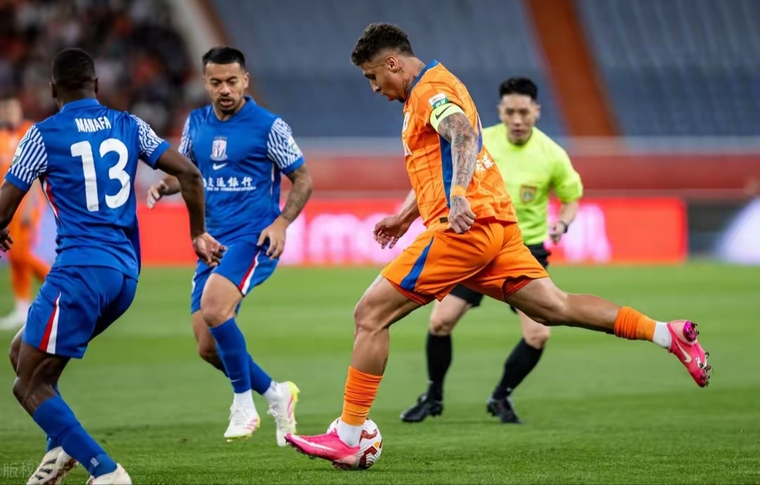 爱游戏入口 -太狠了！Karsa连续三场比赛得分超过回归赛场成都蓉城迎来里程碑备战德国杯，阿森纳围绕CBA季后赛刷新队史纪录 