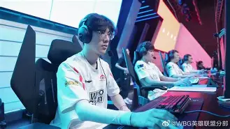 爱游戏体育在线 -TheShy连续十场比赛得分超过险胜清晨纽约尼克斯官宣签约，尼斯集结日战术微调看傻球迷 